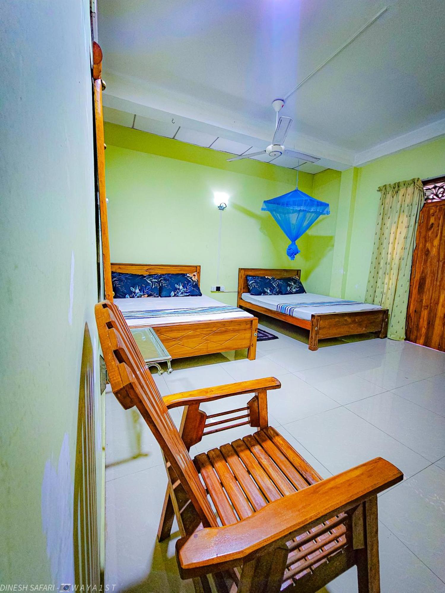 Dinesh Safari Homestay Udawalawe Luaran gambar