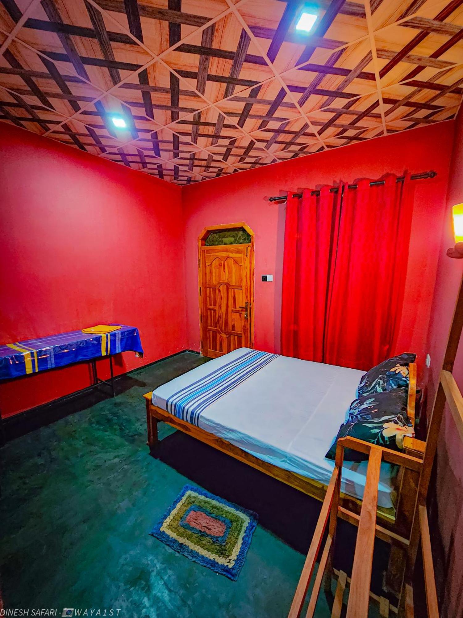 Dinesh Safari Homestay Udawalawe Luaran gambar