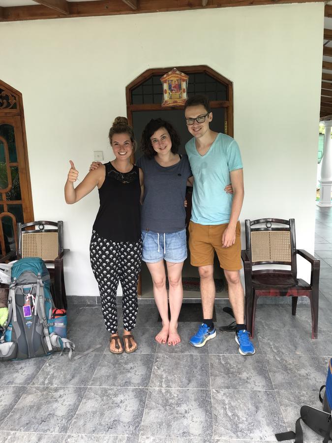 Dinesh Safari Homestay Udawalawe Luaran gambar